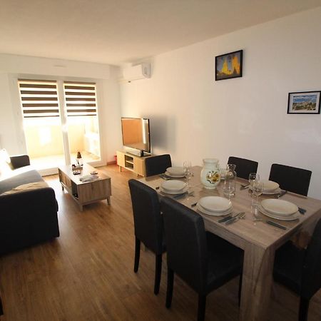 Logement Renove Avec Mobilier 2023 Avignon Exterior foto