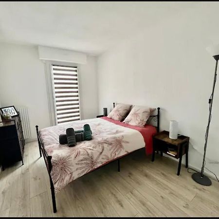 Logement Renove Avec Mobilier 2023 Avignon Exterior foto